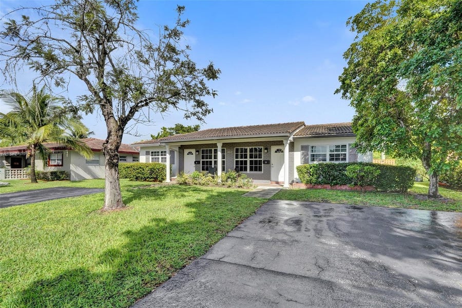 Property photo for 4017 Woodside Drive, Coral Springs, FL