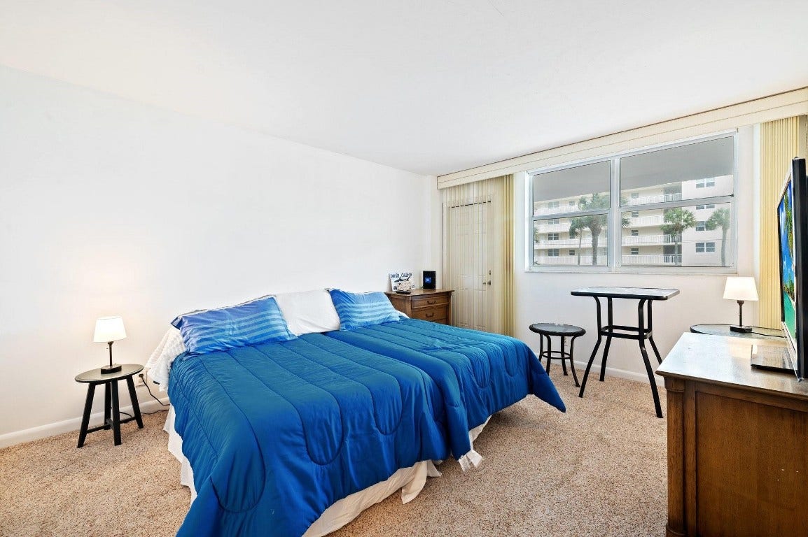 1050 Hillsboro Mile, #203w, Hillsboro Beach, Hillsboro Beach, FL 33062