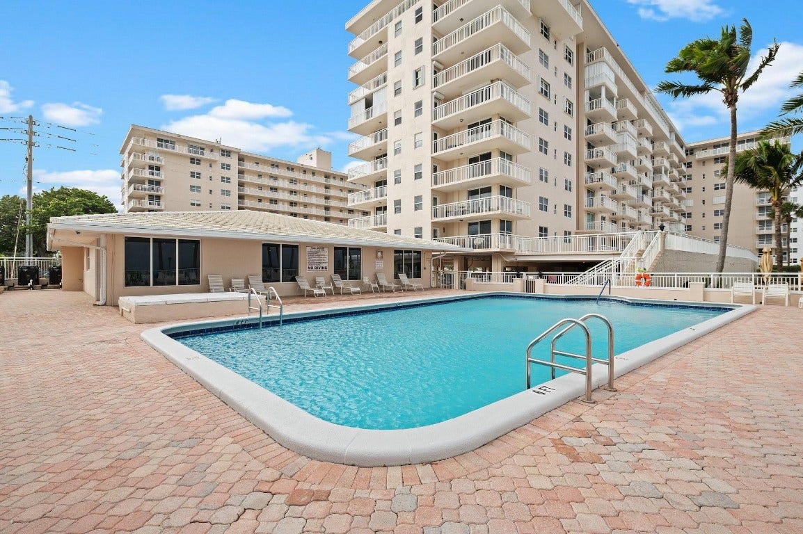1050 Hillsboro Mile, #203w, Hillsboro Beach, Hillsboro Beach, FL 33062