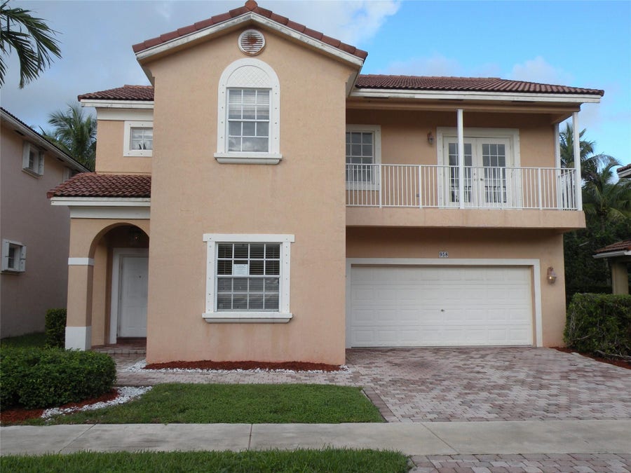 Property photo for 958 NW 127th Avenue, Coral Springs, FL