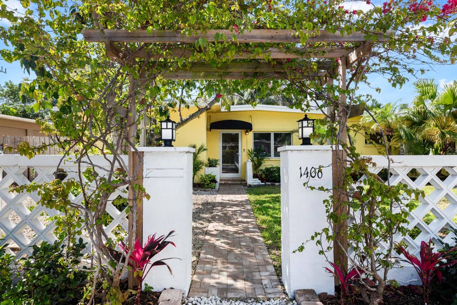 Property photo for 1406 NE 15th Street, Fort Lauderdale, FL