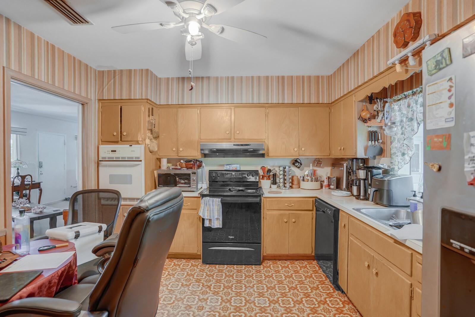 2919 NW 11th Terrace, Wilton Manors, FL 33311 2919 NW 11th Terrace, Wilton Manors, FL 33311
