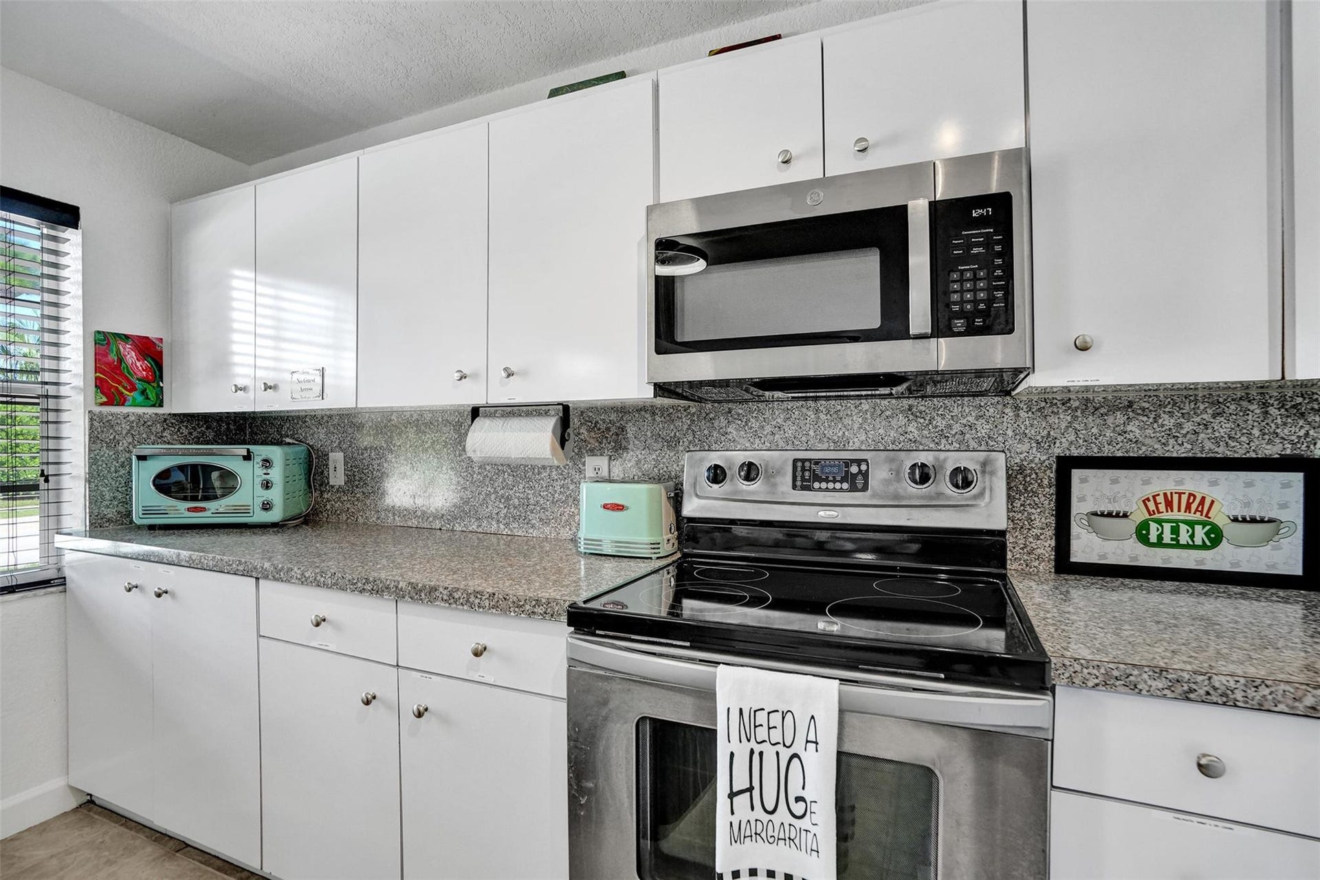90 NE 26th Street, Wilton Manors, FL 33305 Photo 15