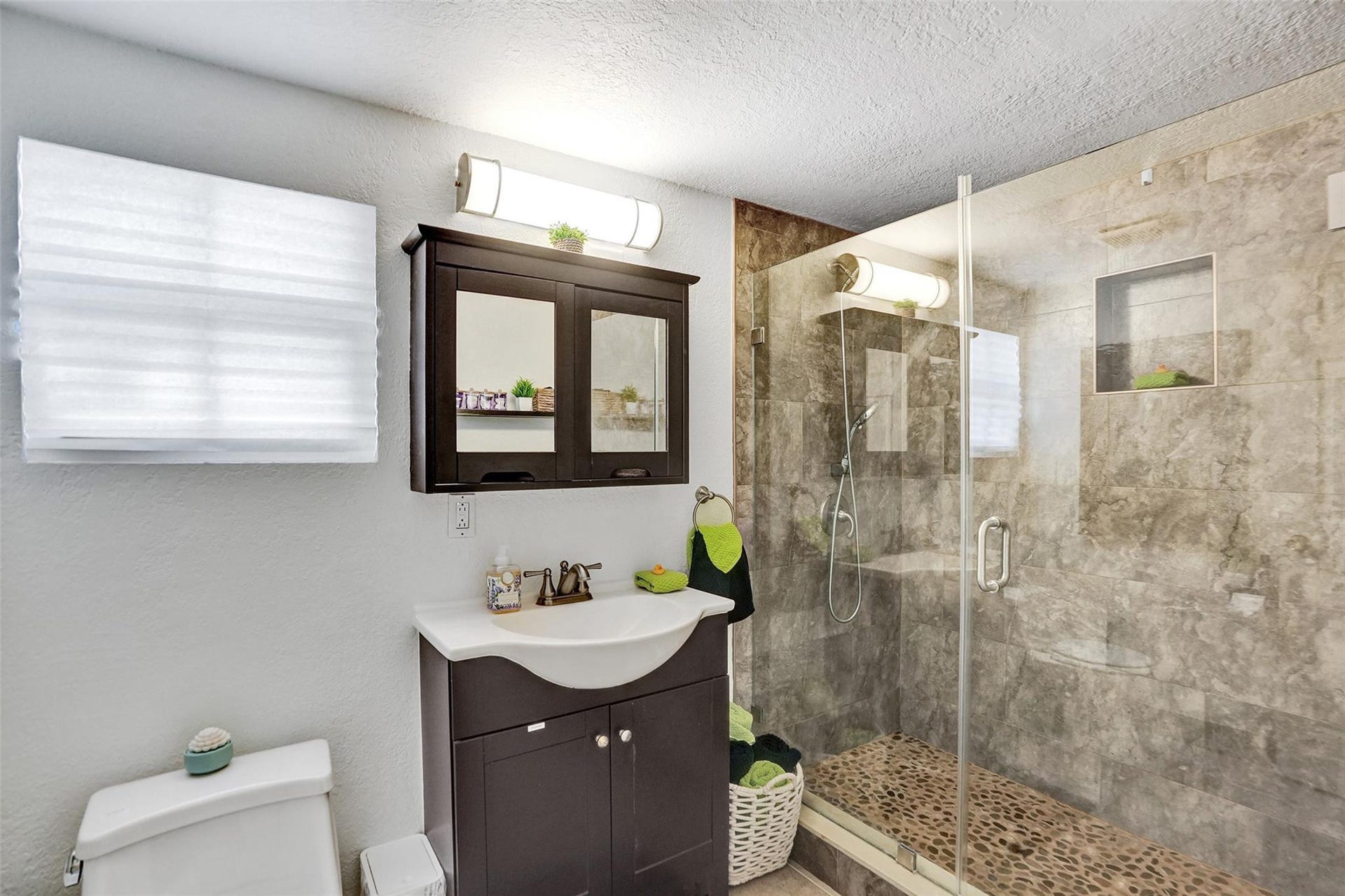 90 NE 26th Street, Wilton Manors, FL 33305 Photo 21