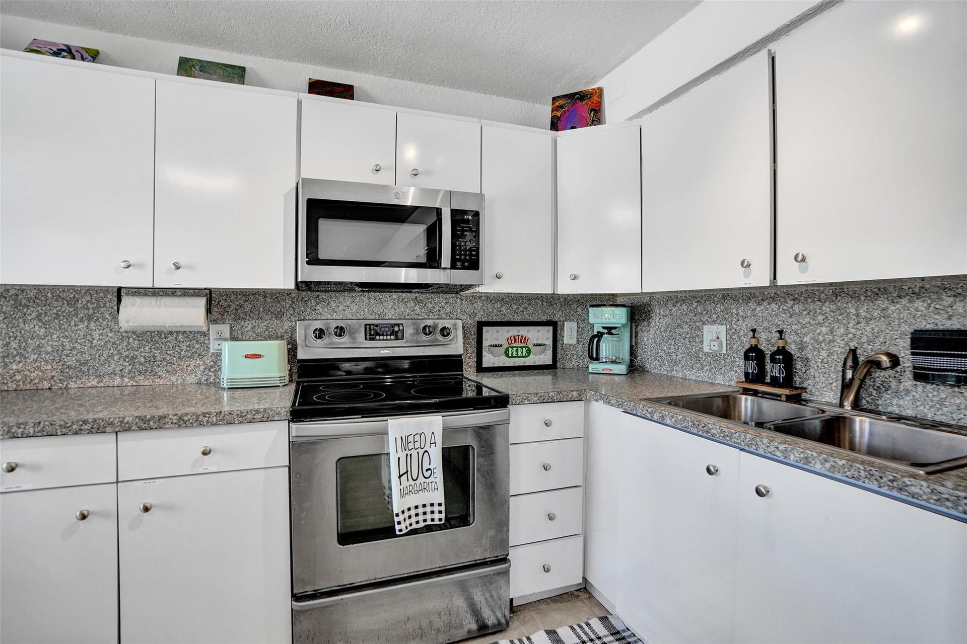 90 NE 26th Street, Wilton Manors, FL 33305 Photo 14
