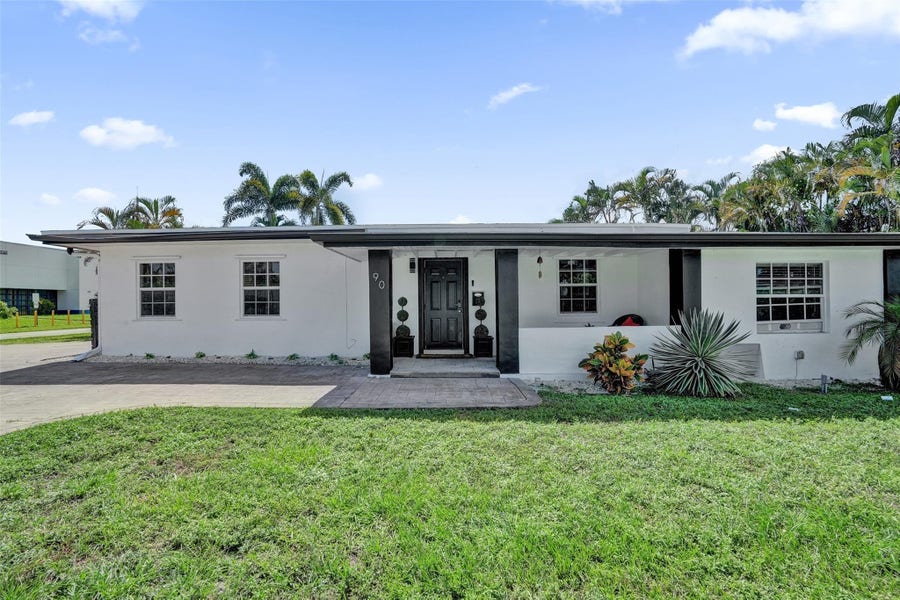 Property photo for 90 NE 26th Street, Wilton Manors, FL