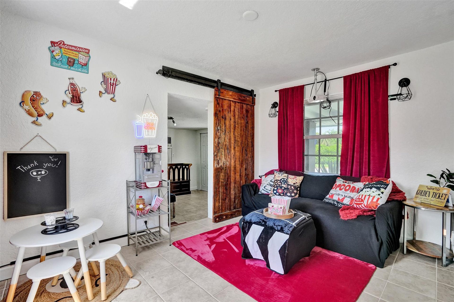 90 NE 26th Street, Wilton Manors, FL 33305 The den is located right outside the primary bedroom.