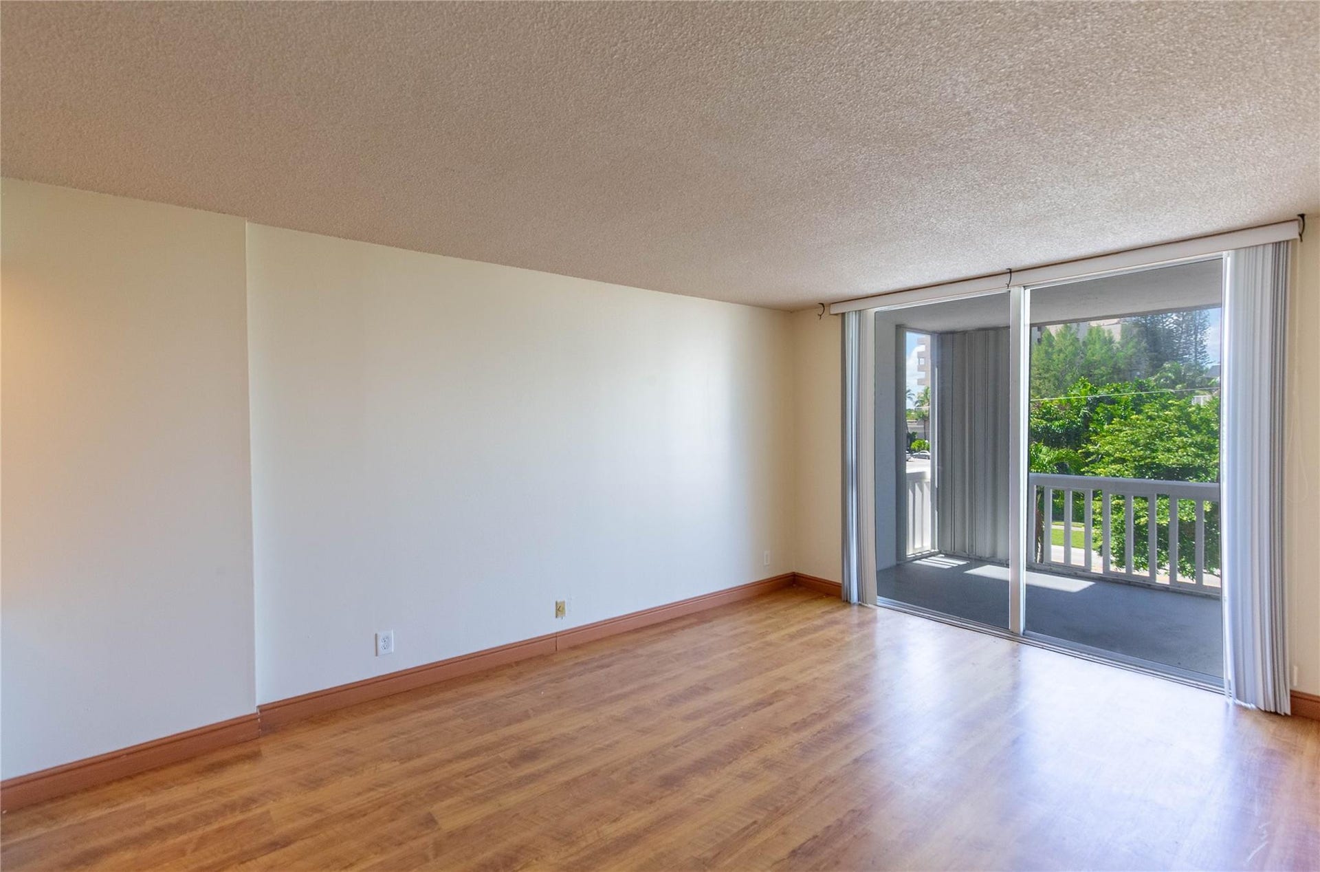 3570 S Ocean Boulevard, #311, South Palm Beach, FL 33480 Photo 10