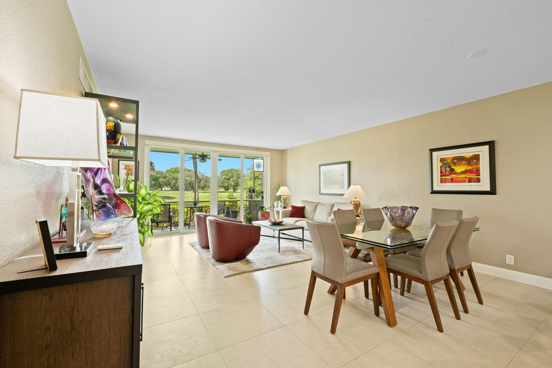 555 Oaks Lane, #112, Pompano Beach, FL 33069 555 Oaks Lane, #112, Pompano Beach, FL 33069