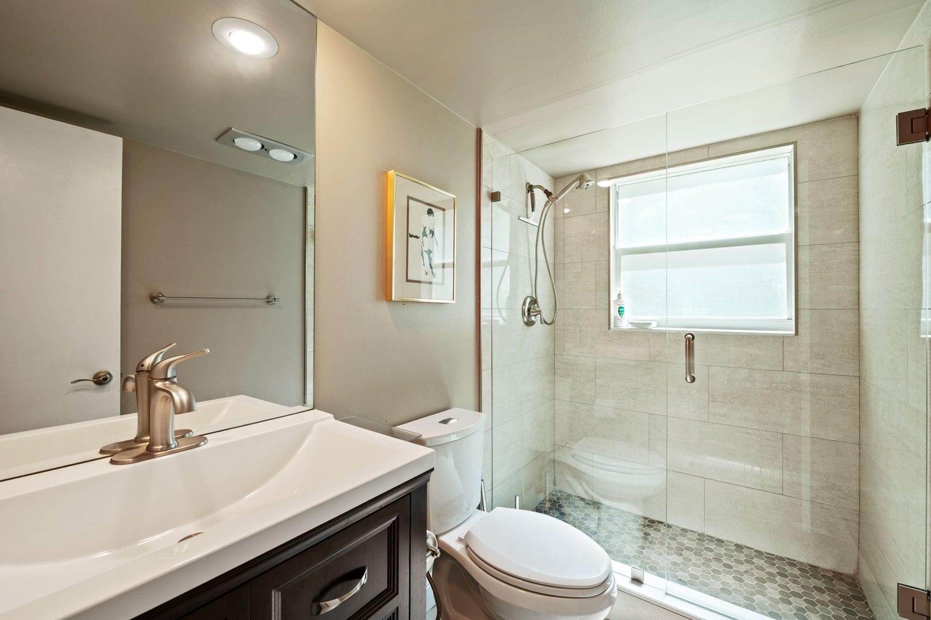 555 Oaks Lane, #112, Pompano Beach, FL 33069 555 Oaks Lane, #112, Pompano Beach, FL 33069