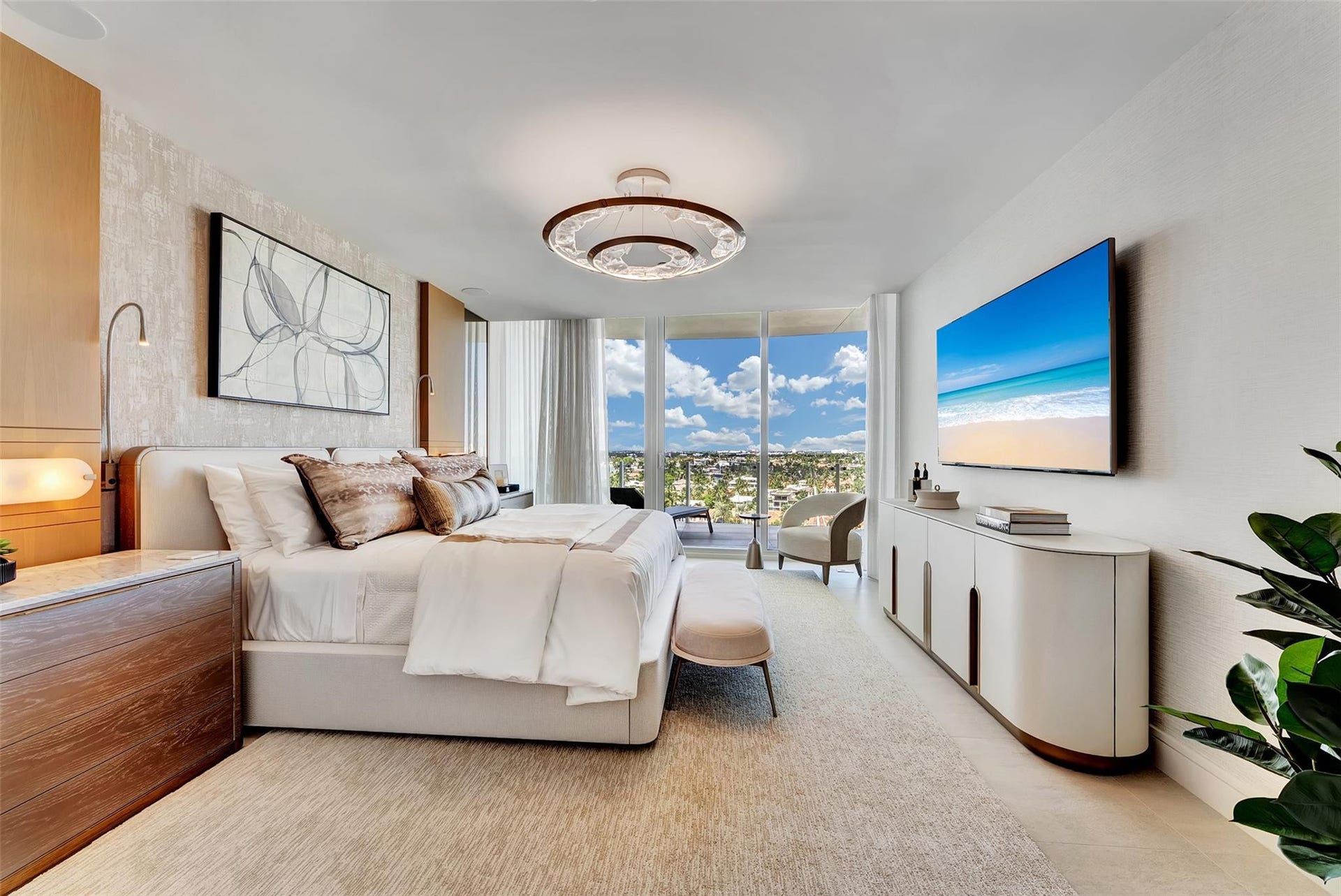 2241 SE 17th Street, #Ph2, Fort Lauderdale, FL 33316 Golden Horizon Haven