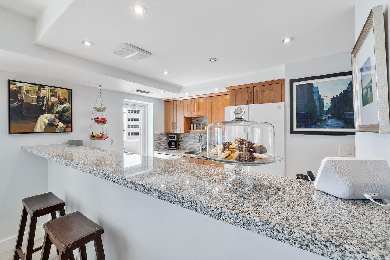 2715 N Ocean Boulevard, #4E, Fort Lauderdale, FL 33308 Photo 8