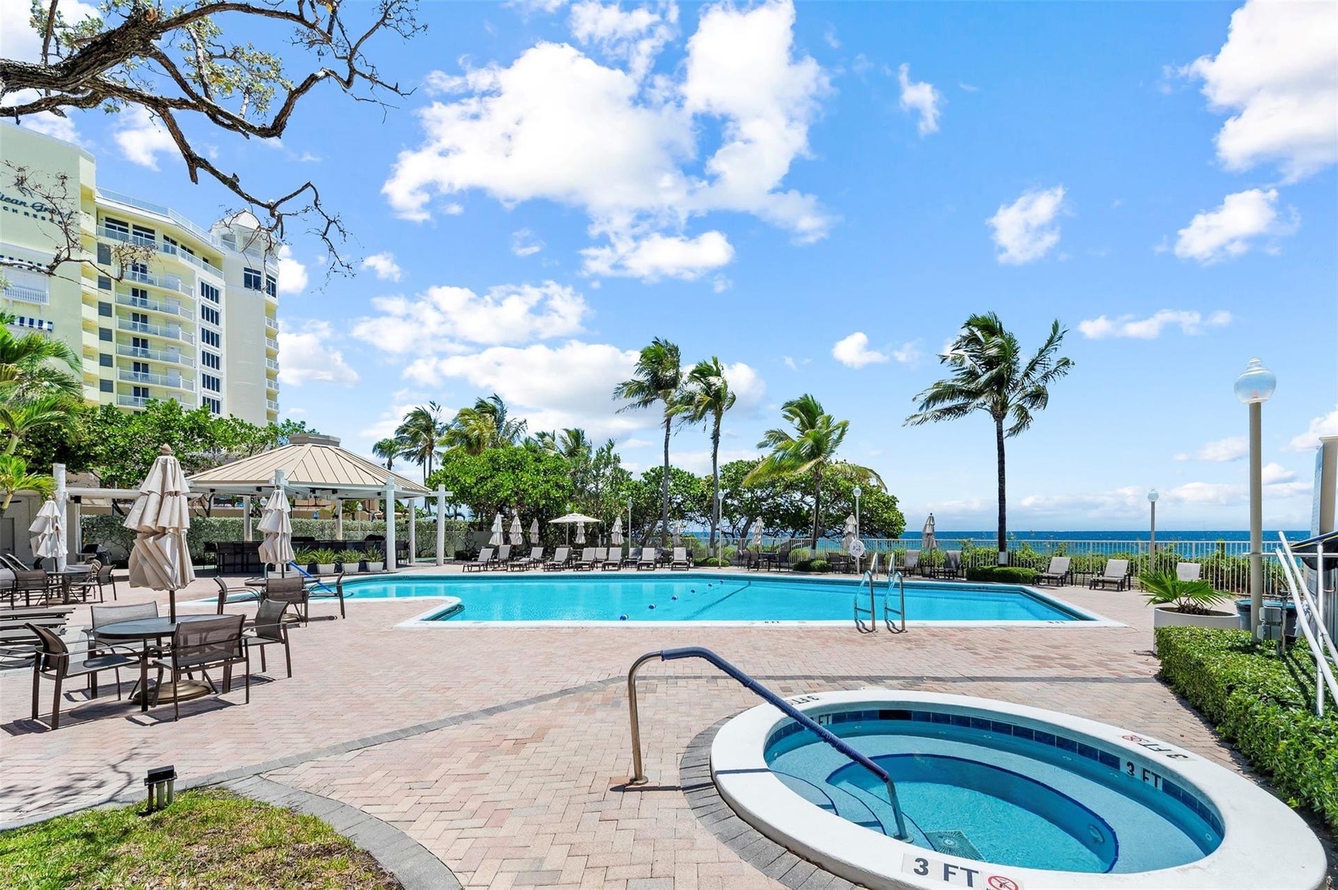 1905 N Ocean Boulevard, #14D, Fort Lauderdale, FL 33305 Oceanfront Hot tub/Pool