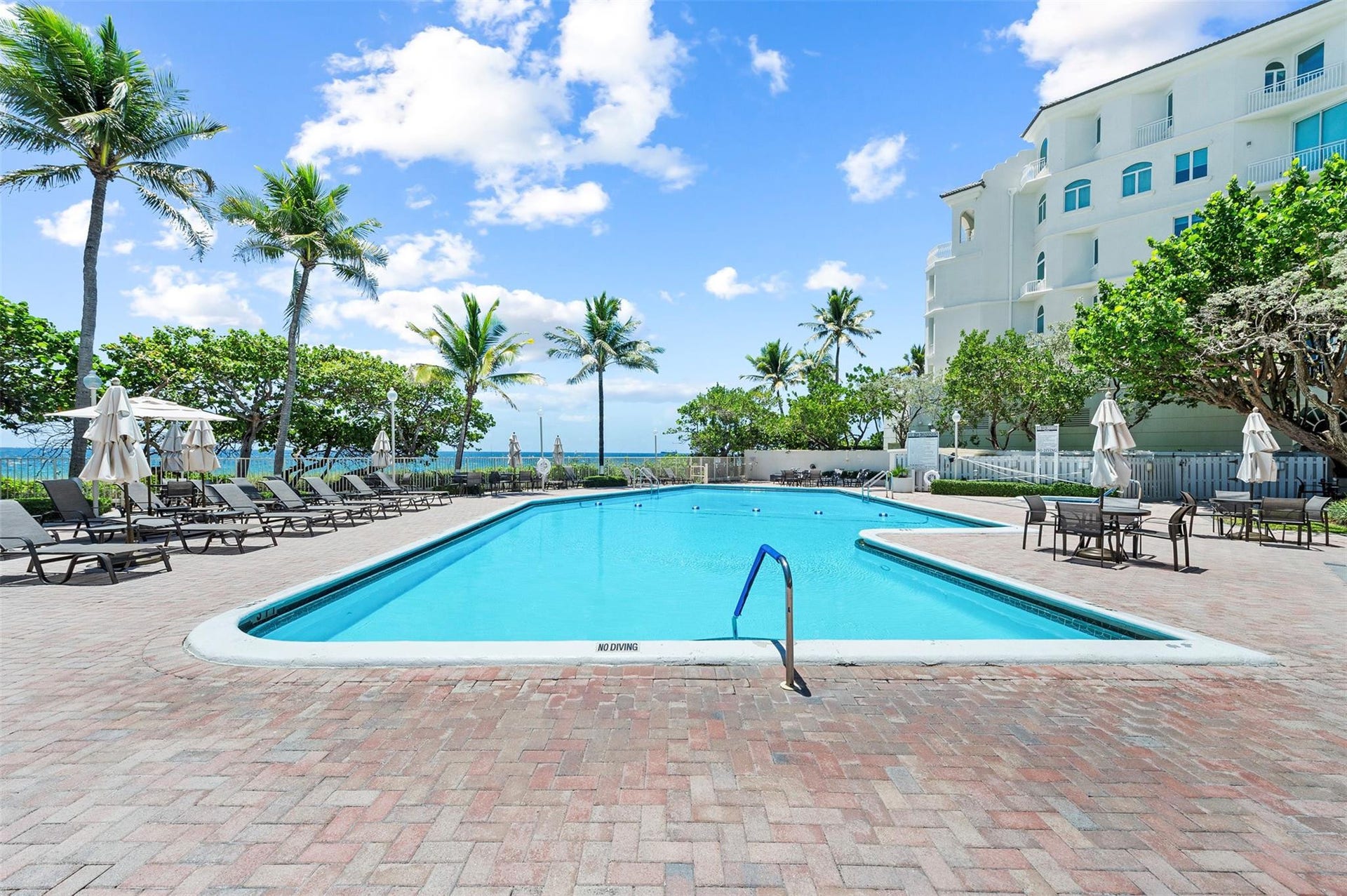 1905 N Ocean Boulevard, #14D, Fort Lauderdale, FL 33305 Oceanfront Pool