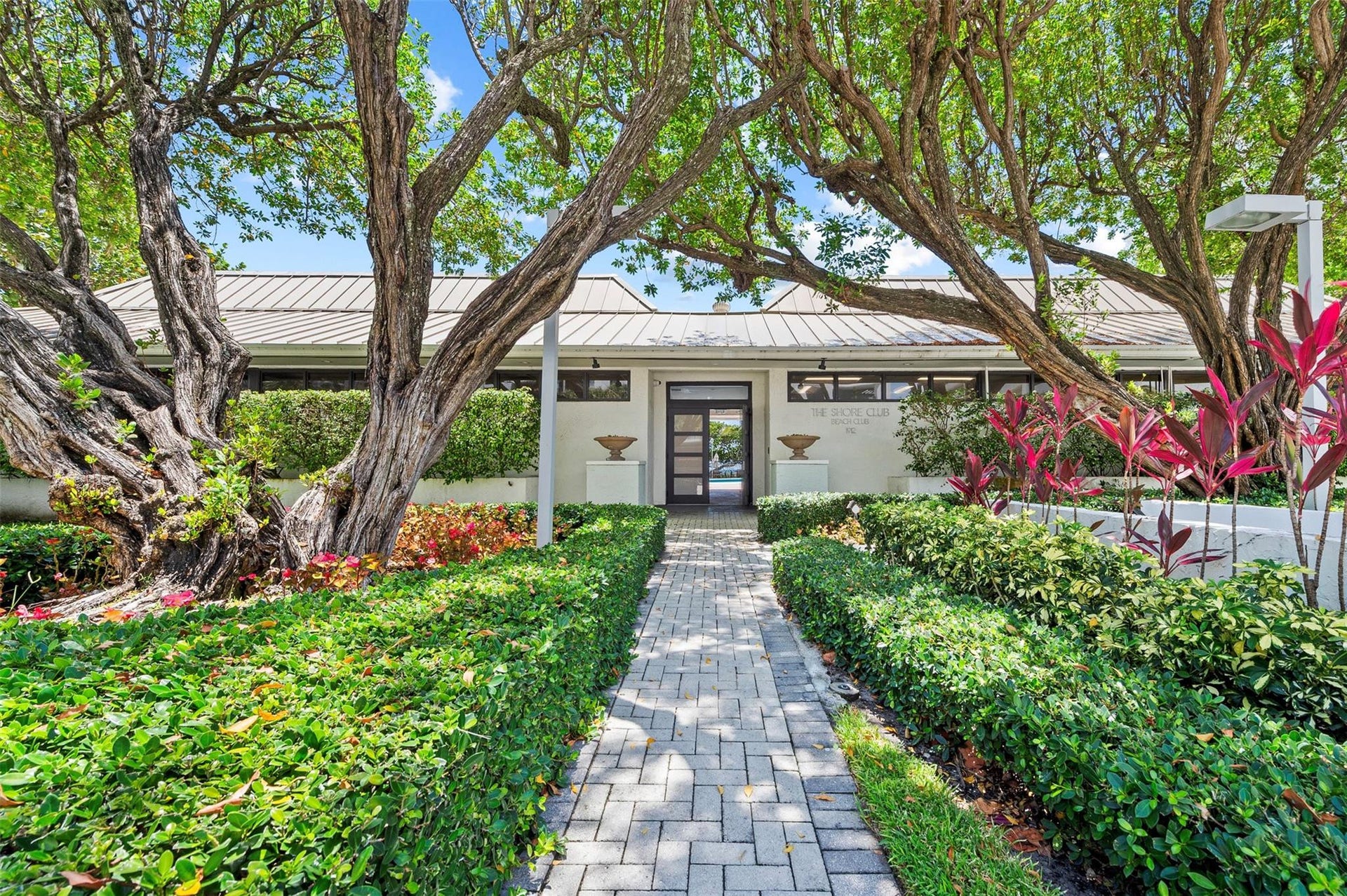 1905 N Ocean Boulevard, #14D, Fort Lauderdale, FL 33305 Club House