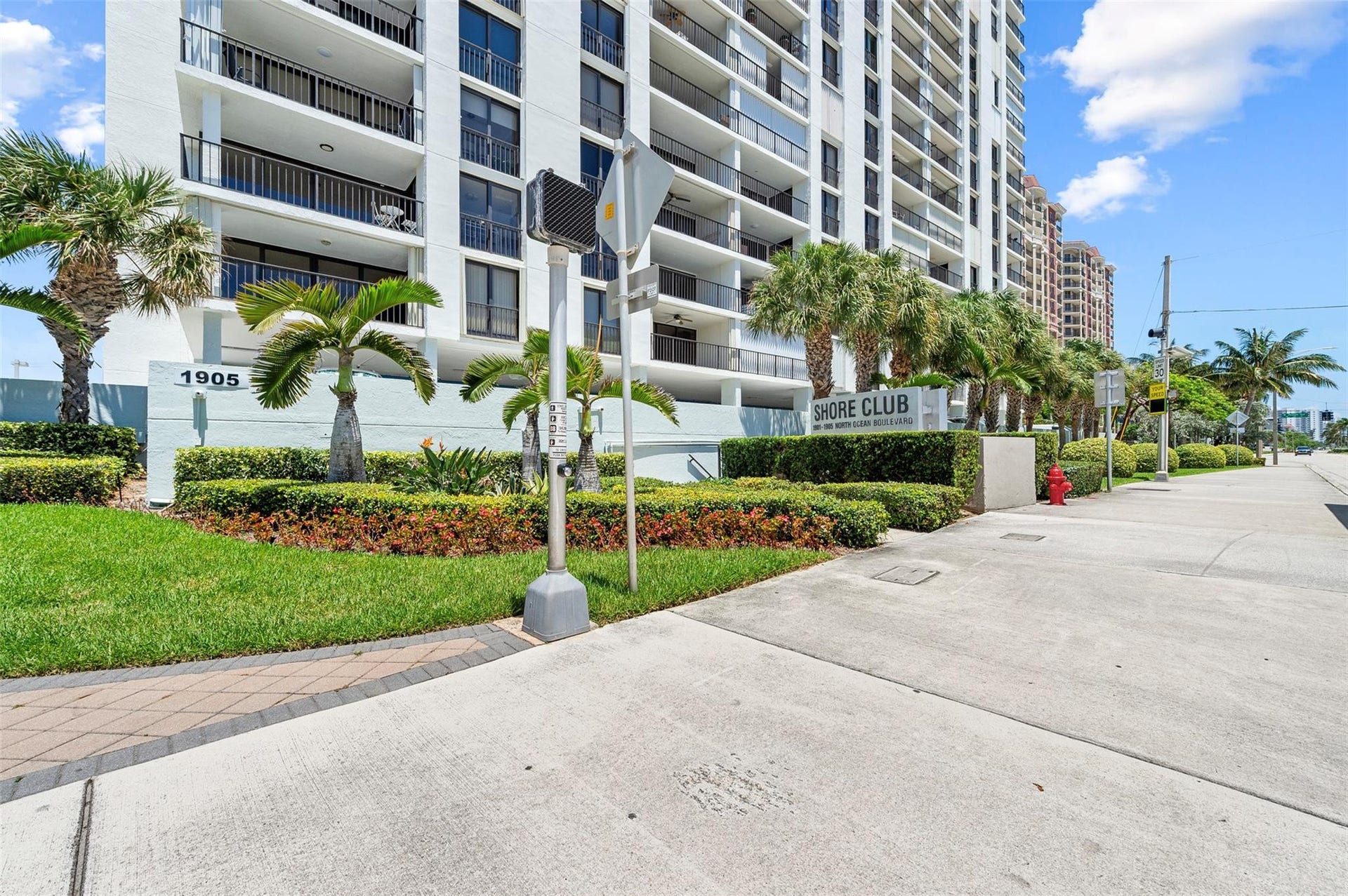 1905 N Ocean Boulevard, #14D, Fort Lauderdale, FL 33305 Street View of Building
