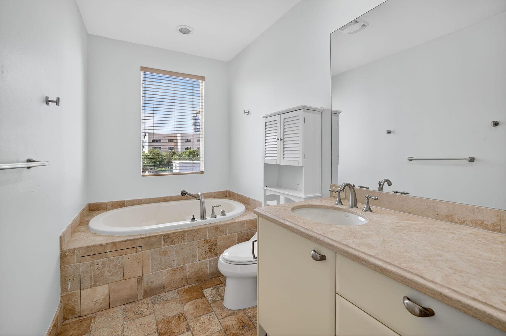508 N Birch Road, #508, Fort Lauderdale, FL 33304 Photo 33