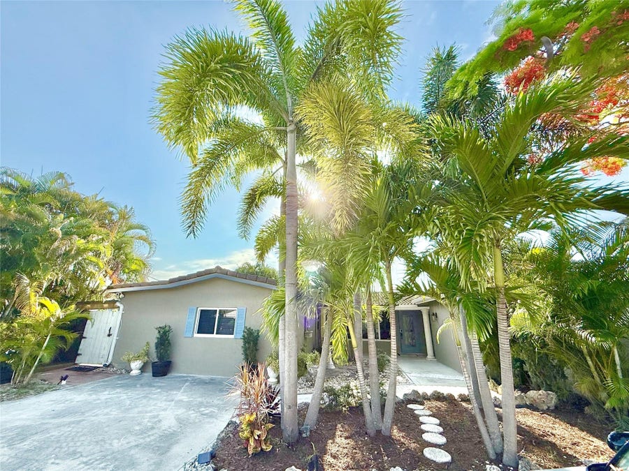 Property photo for 2200 NE 19th Avenue, Wilton Manors, FL