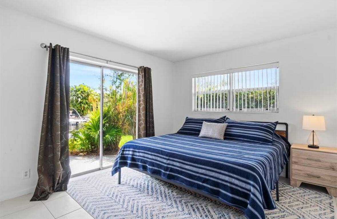 3860 NE 23rd Avenue, Lighthouse Point, FL 33064 Unit 4 Bedroom