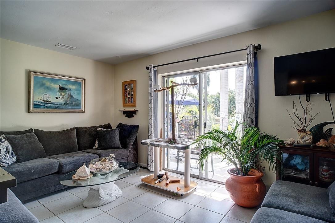 3860 NE 23rd Avenue, Lighthouse Point, FL 33064 Unit 2