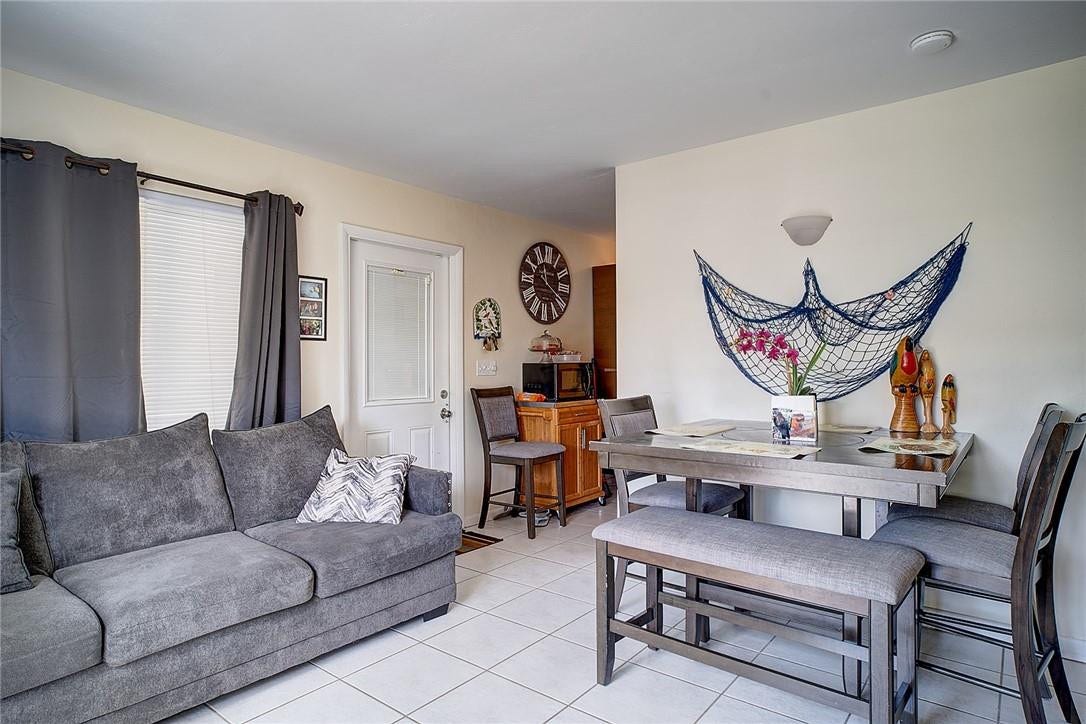 3860 NE 23rd Avenue, Lighthouse Point, FL 33064 Unit 2