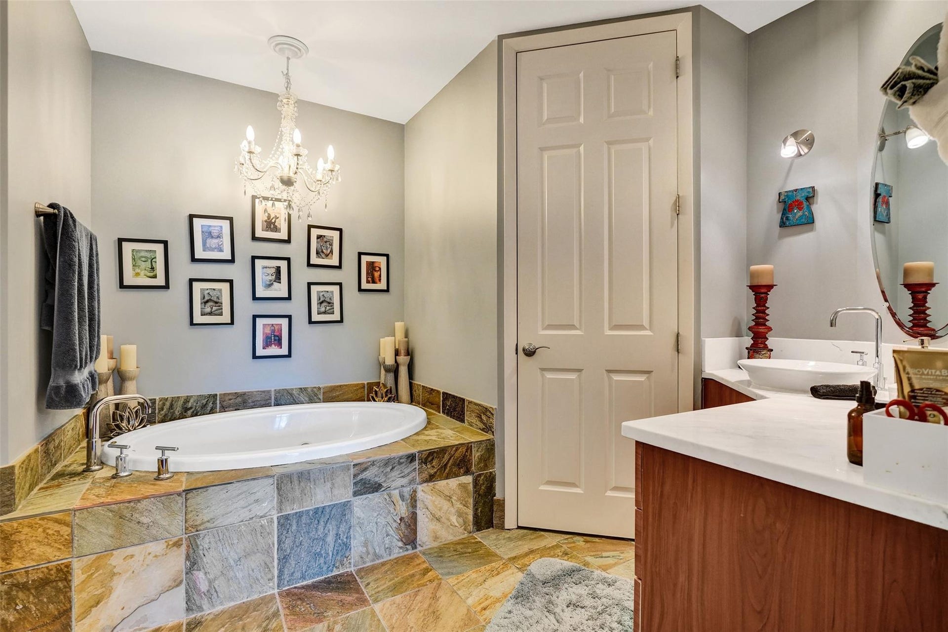 2601 NE 14th Avenue, #104, Wilton Manors, FL 33334 Primary bathroom