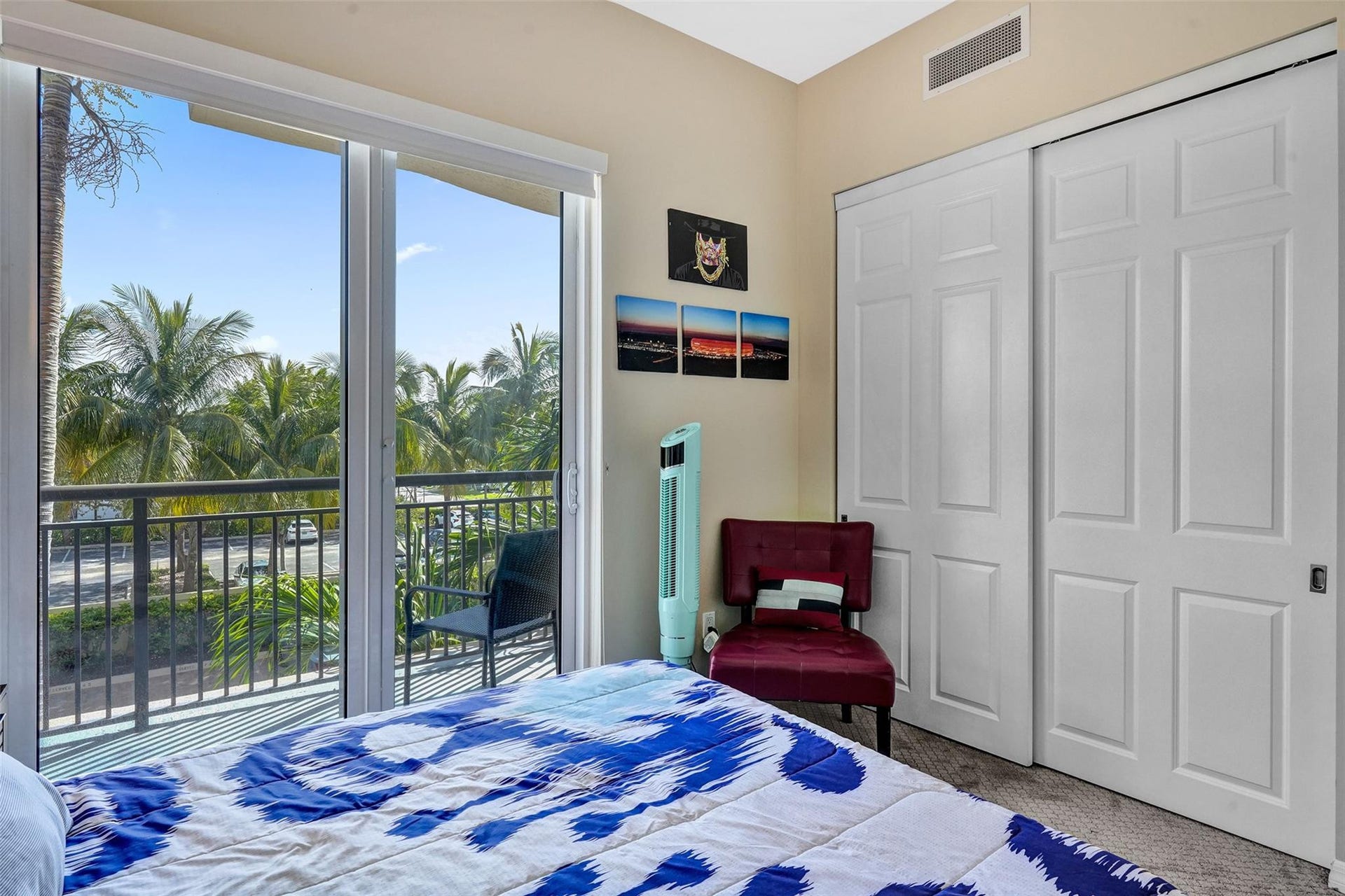 2601 NE 14th Avenue, #104, Wilton Manors, FL 33334 Second bedroom