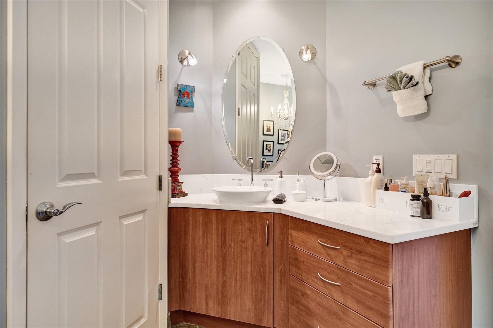2601 NE 14th Avenue, #104, Wilton Manors, FL 33334 Primary bathroom