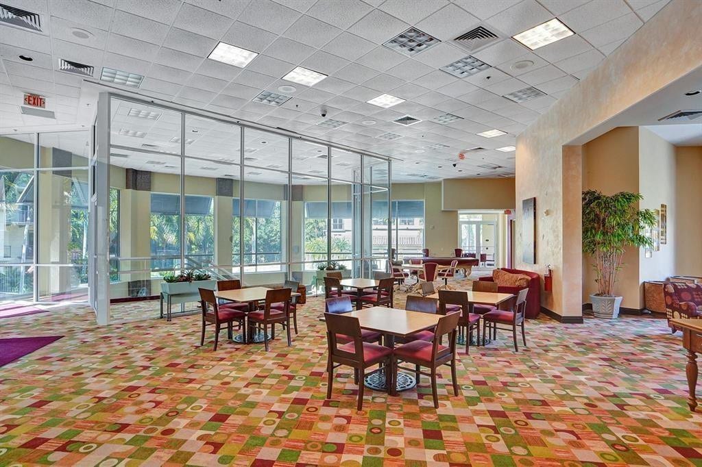 2601 NE 14th Avenue, #104, Wilton Manors, FL 33334 Party room