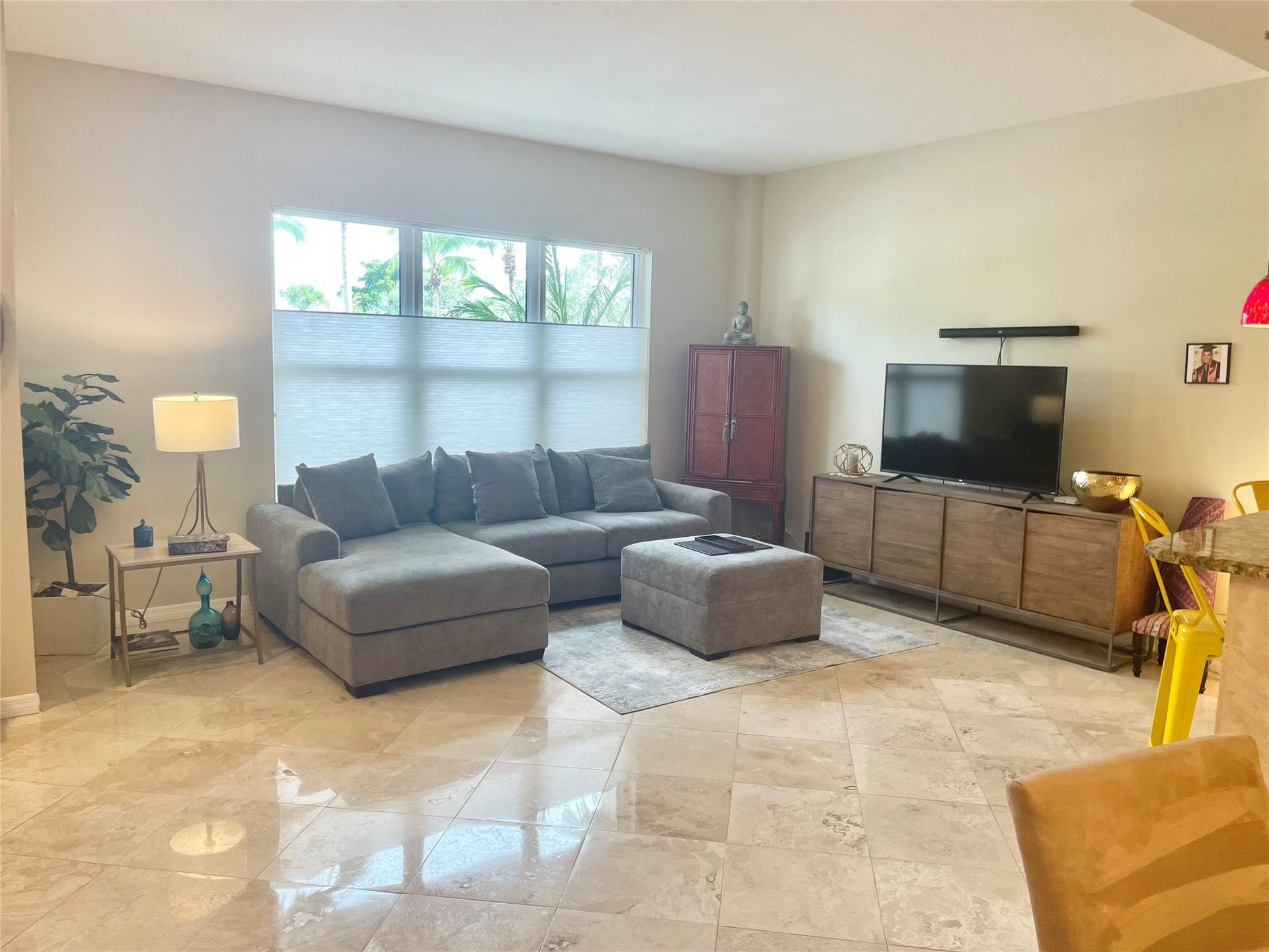 2601 NE 14th Avenue, #104, Wilton Manors, FL 33334 Living area