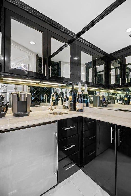 615 Bayshore Drive, #103, Fort Lauderdale, FL 33304