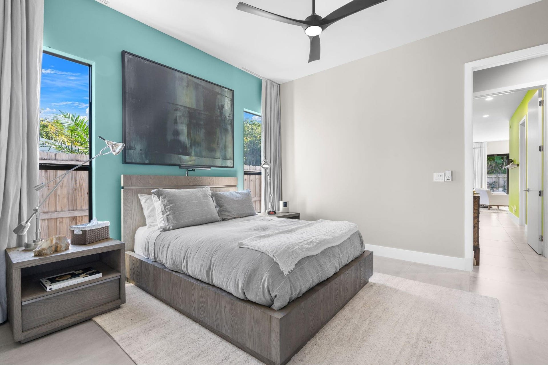 318 NE 25th Street, Wilton Manors, FL 33305
