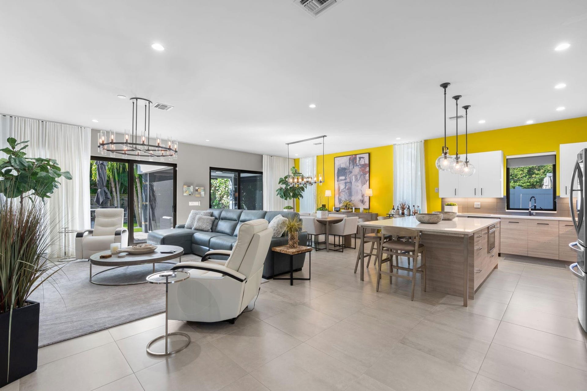 318 NE 25th Street, Wilton Manors, FL 33305