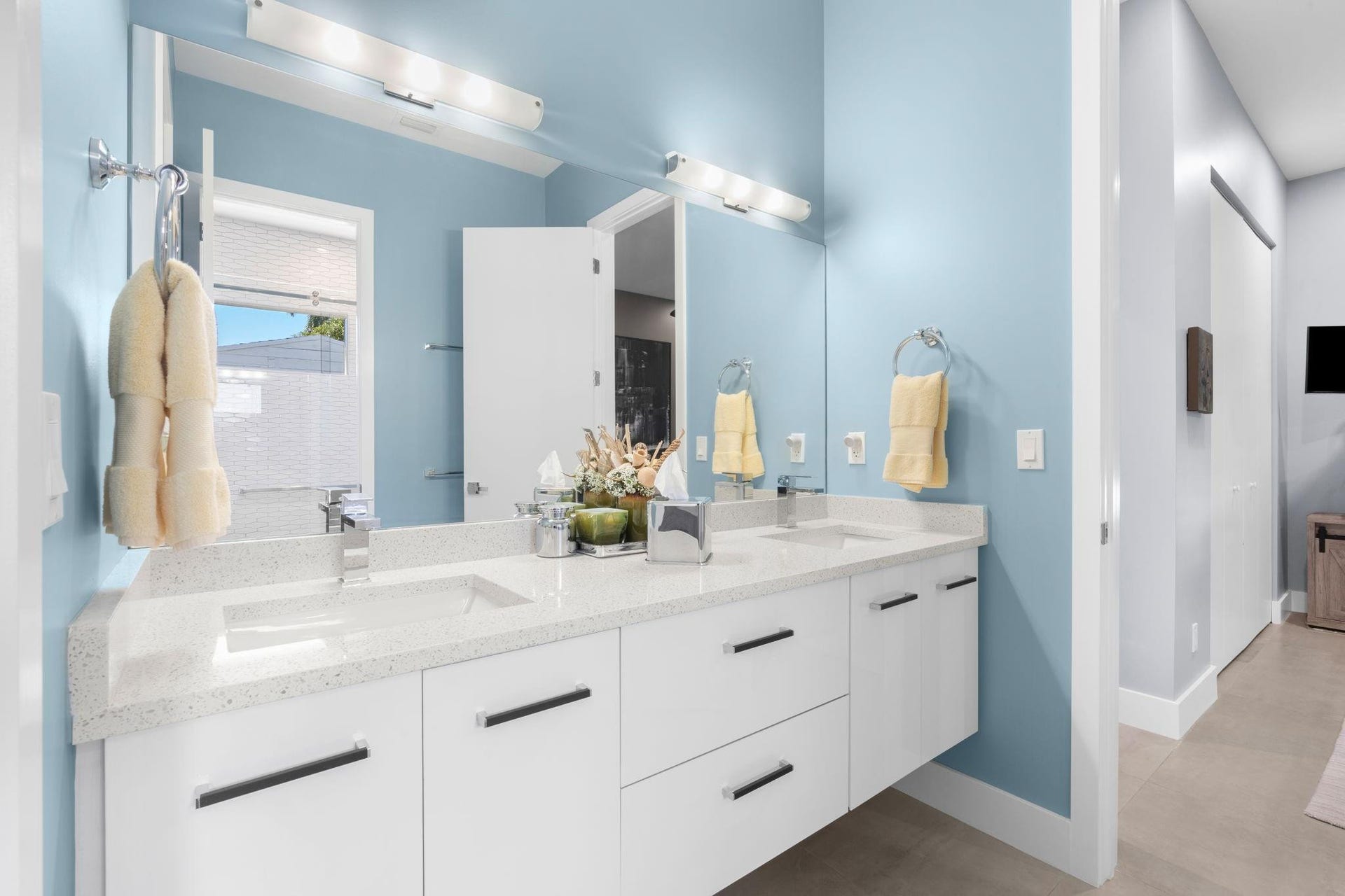 318 NE 25th Street, Wilton Manors, FL 33305