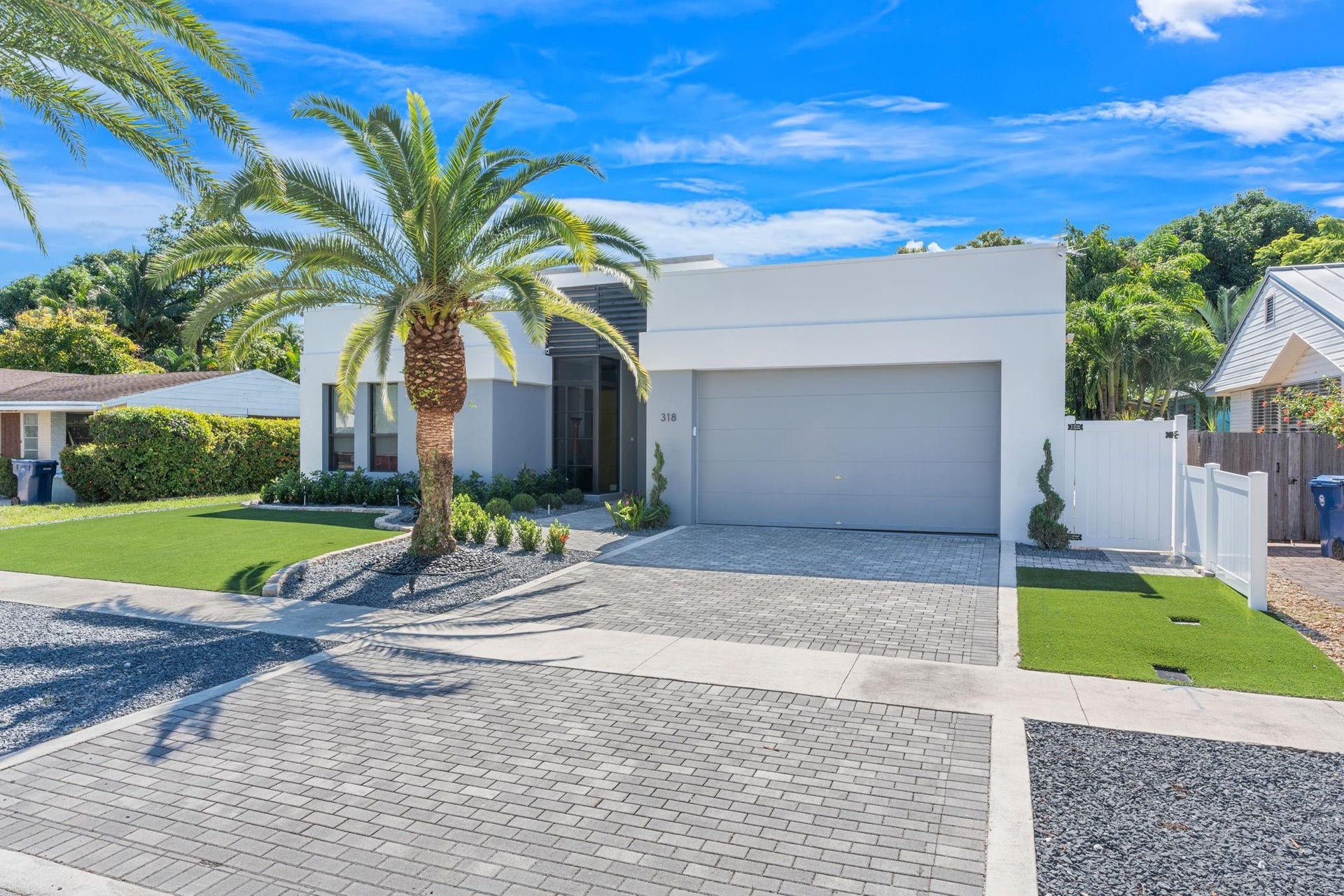 318 NE 25th Street, Wilton Manors, FL 33305