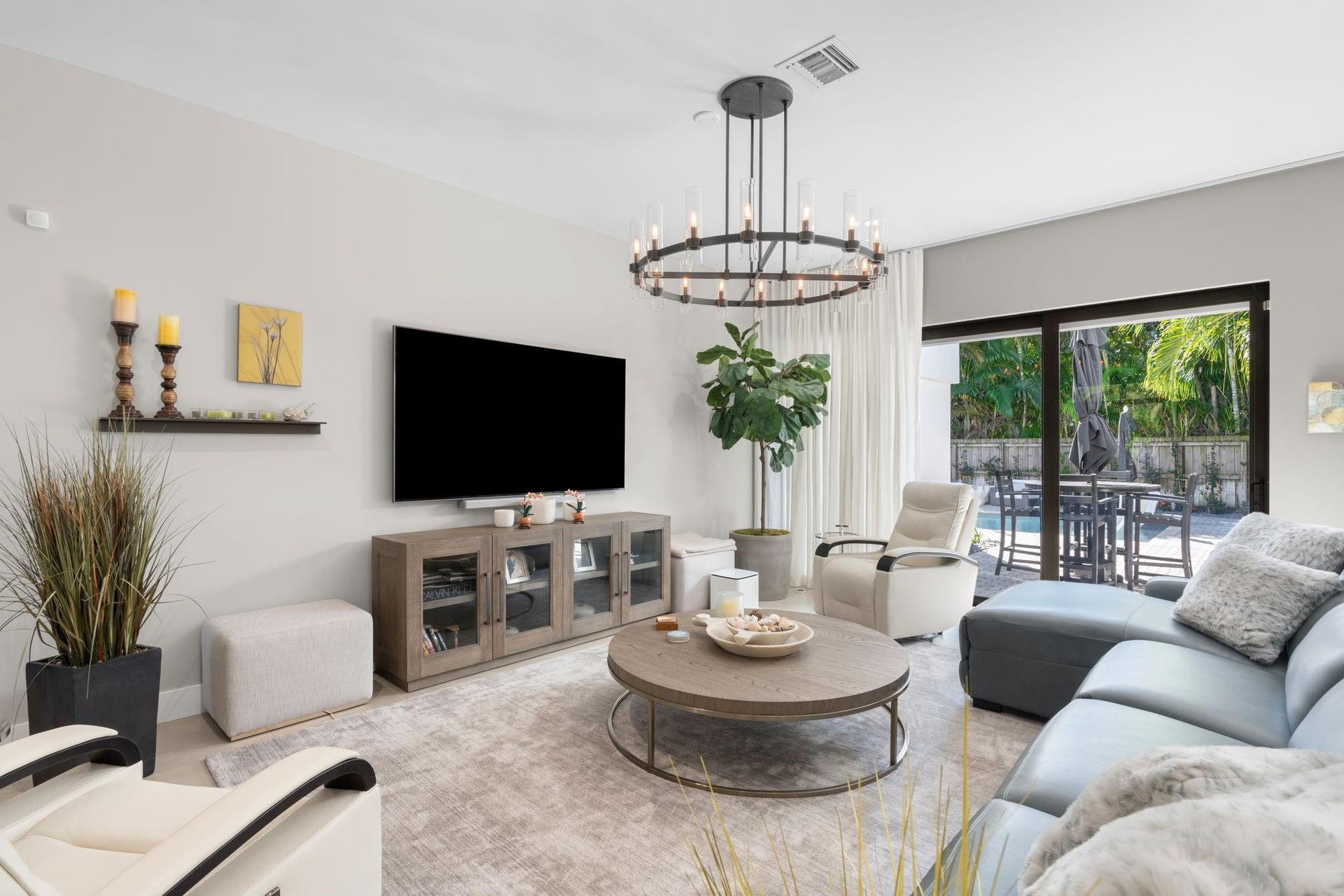 318 NE 25th Street, Wilton Manors, FL 33305