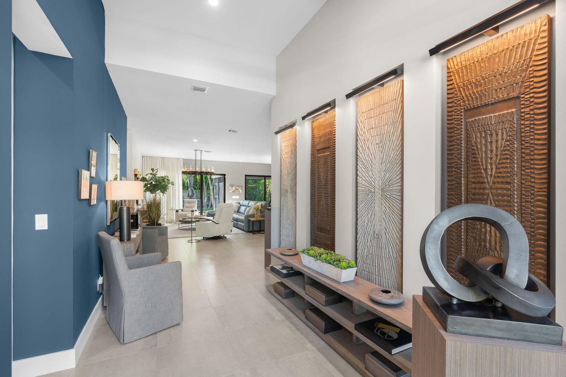 318 NE 25th Street, Wilton Manors, FL 33305