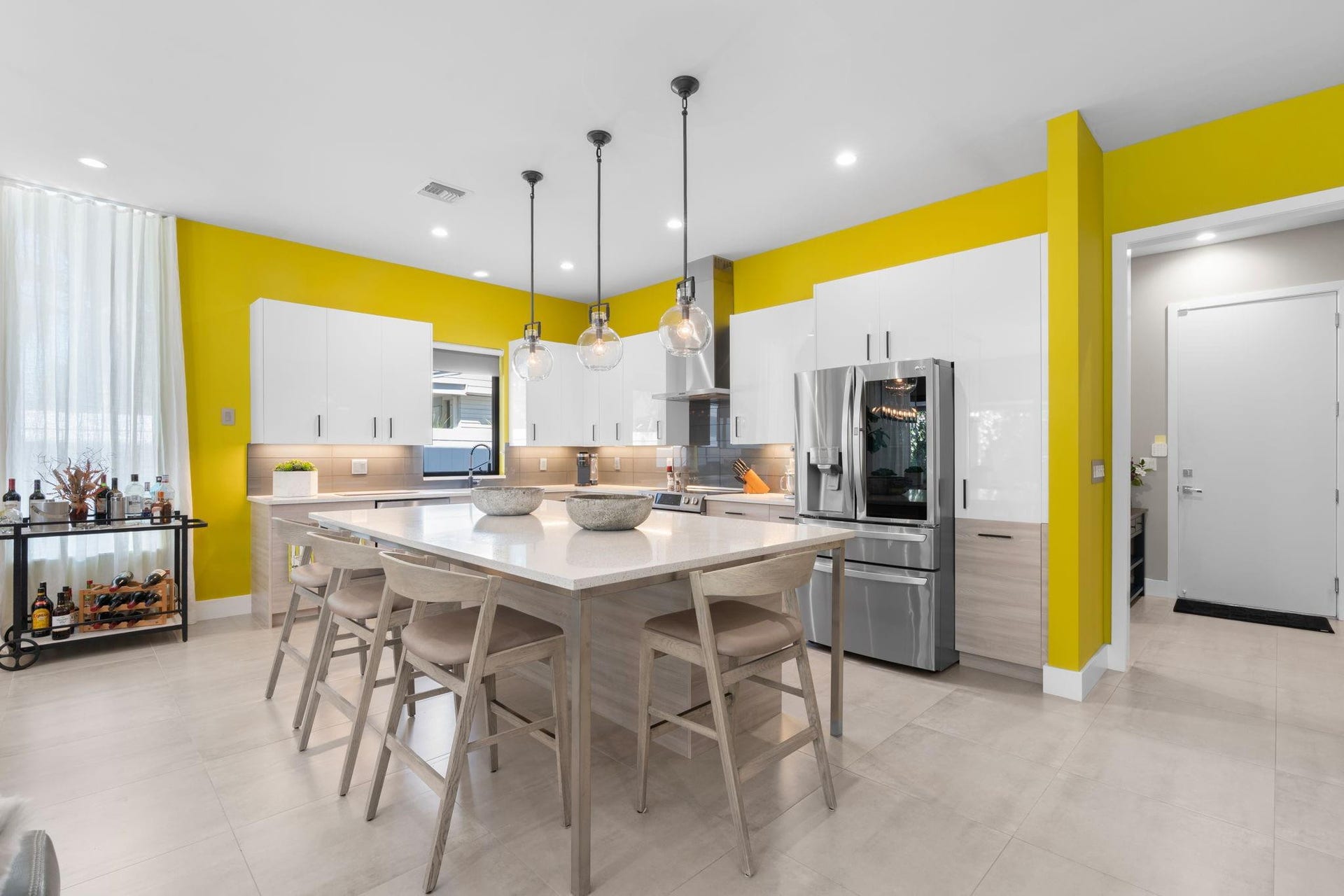 318 NE 25th Street, Wilton Manors, FL 33305