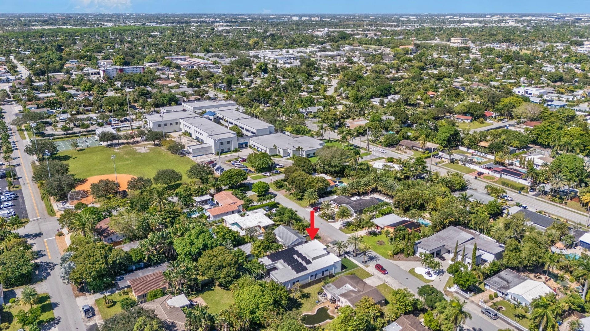 318 NE 25th Street, Wilton Manors, FL 33305