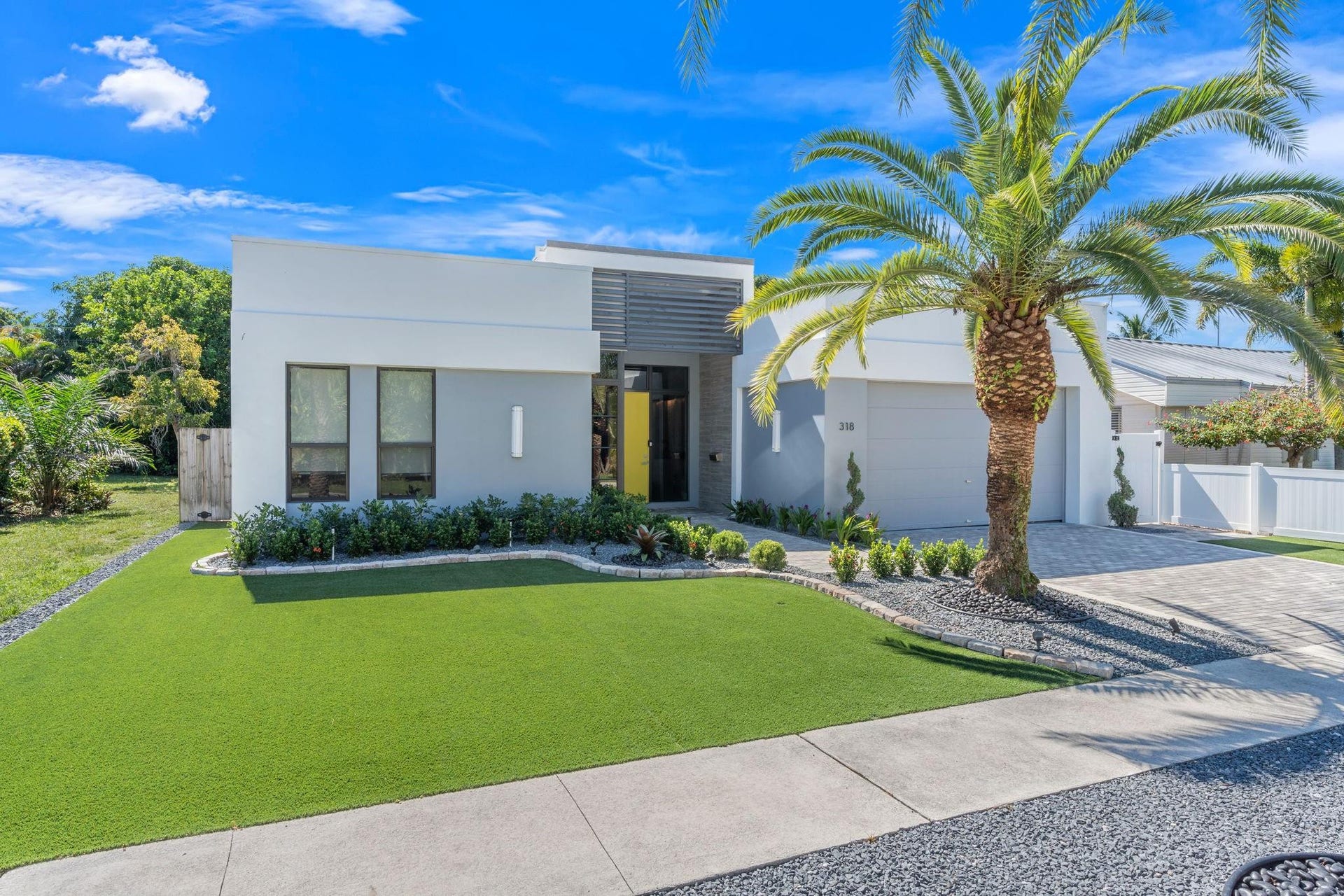 318 NE 25th Street, Wilton Manors, FL 33305