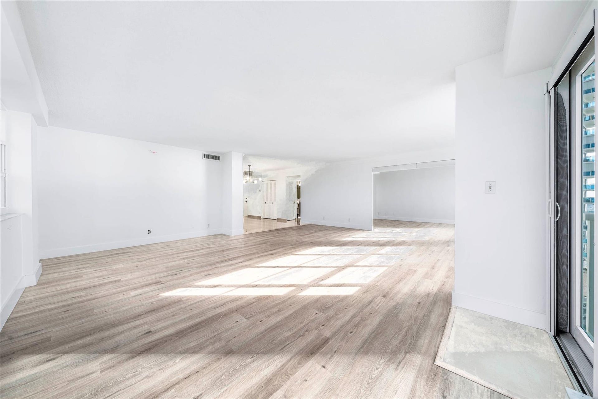 3430 Galt Ocean Drive, #611, Fort Lauderdale, FL 33308
