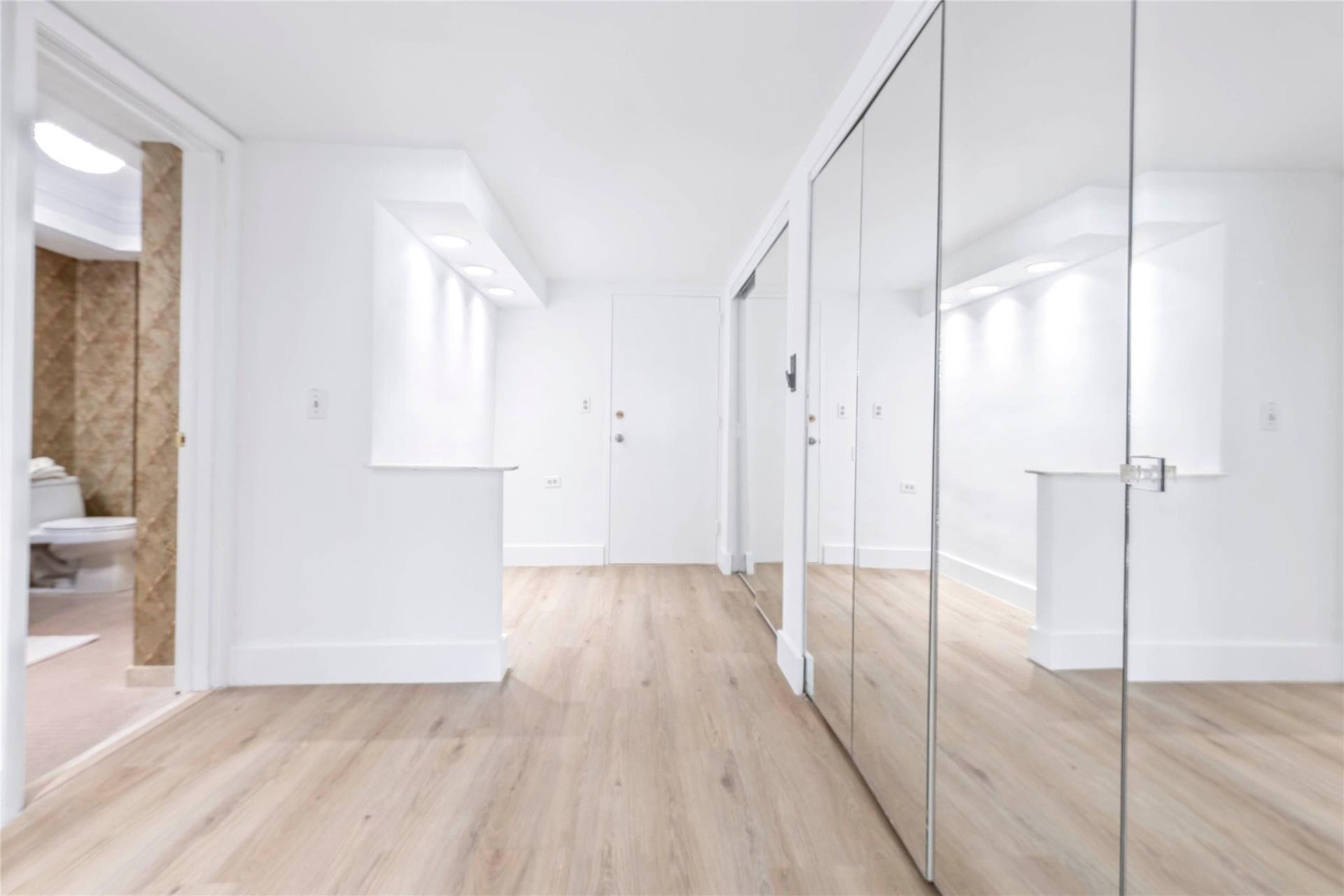 3430 Galt Ocean Drive, #611, Fort Lauderdale, FL 33308