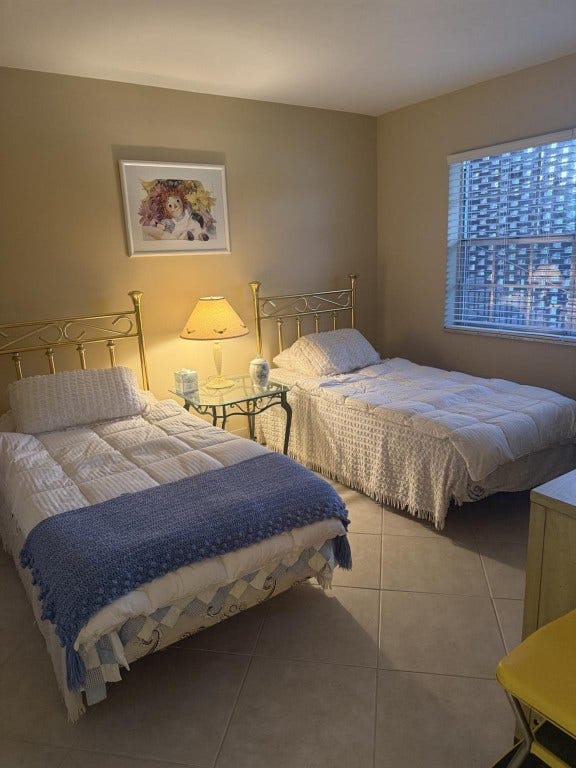 2050 NE 39th Street, #211w, Lighthouse Point, FL 33064