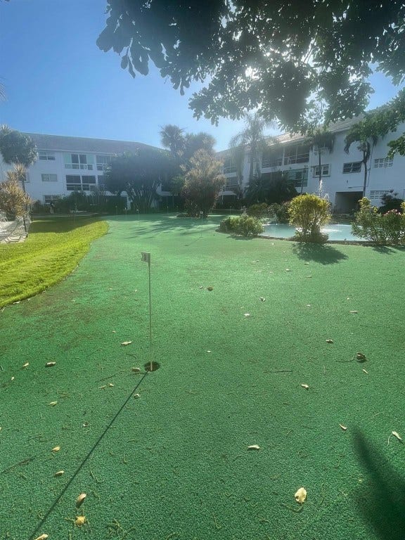 2050 NE 39th Street, #211w, Lighthouse Point, FL 33064