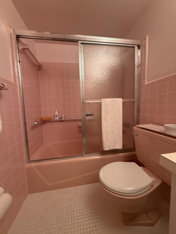 2050 NE 39th Street, #211w, Lighthouse Point, FL 33064