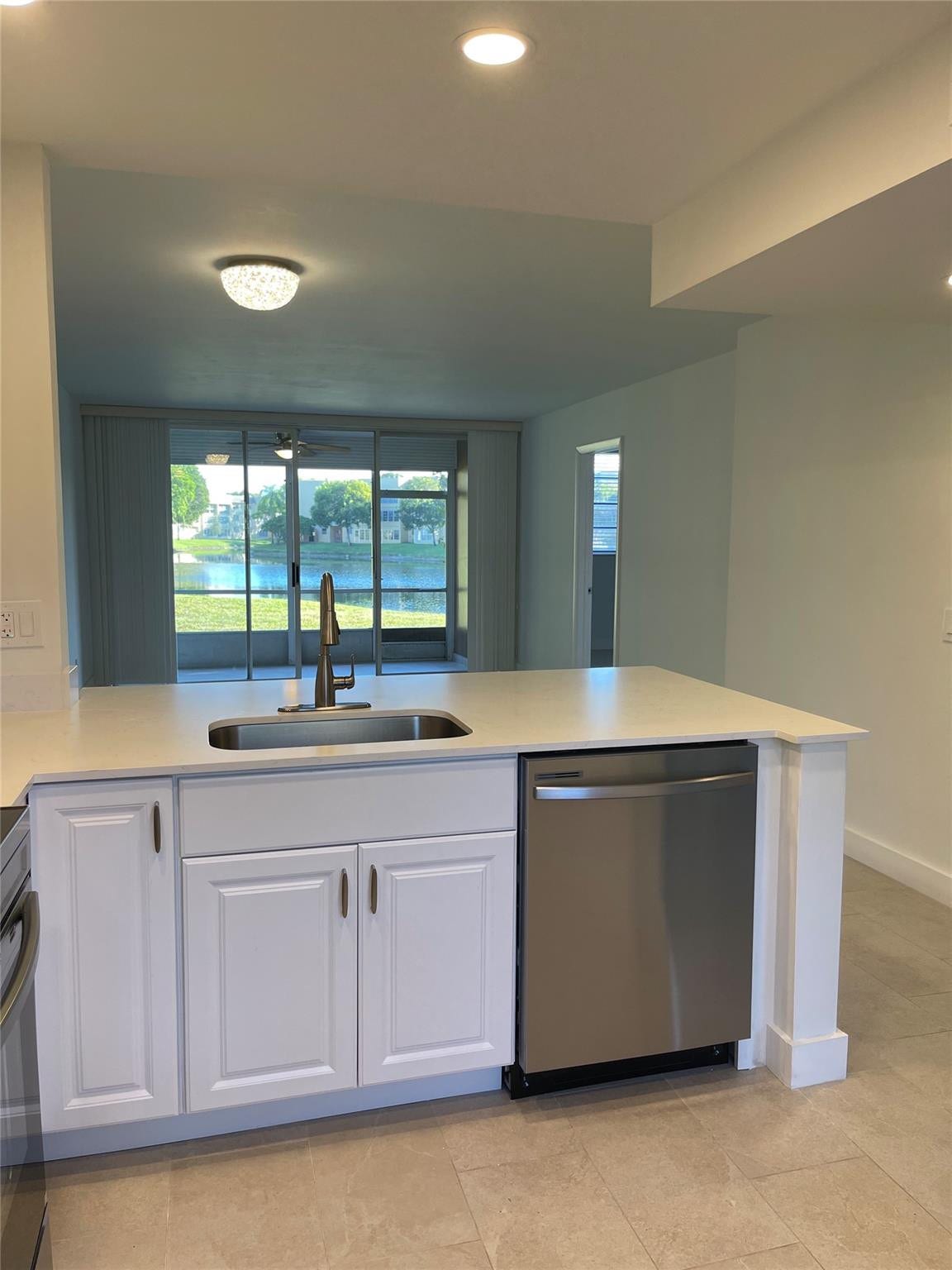 5890 NW 64th Avenue, #103, Fort Lauderdale, FL 33319 Photo 1