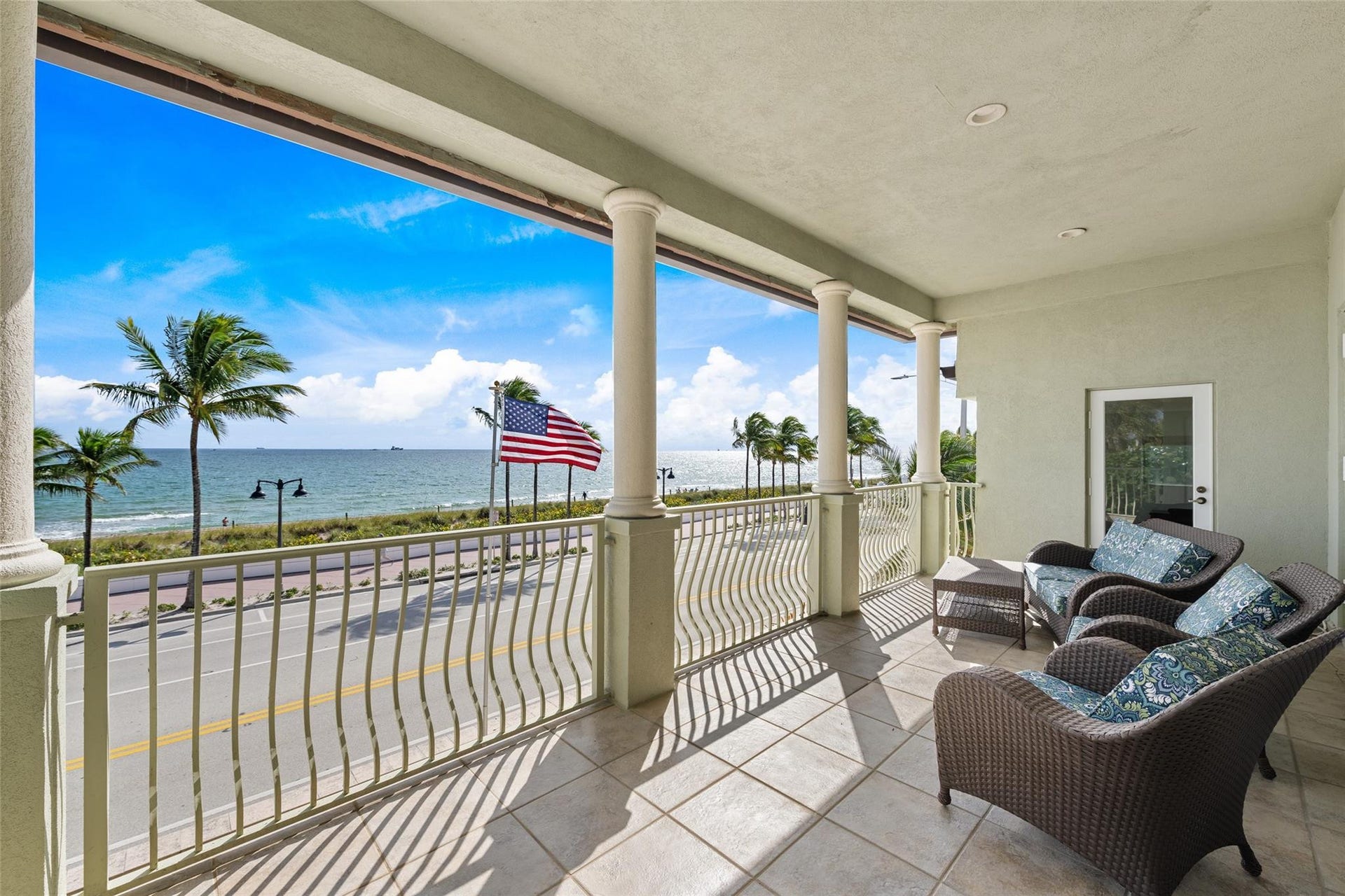 1617 N Fort Laud Bch Boulevard, Fort Lauderdale, FL 33305 Primary Suite