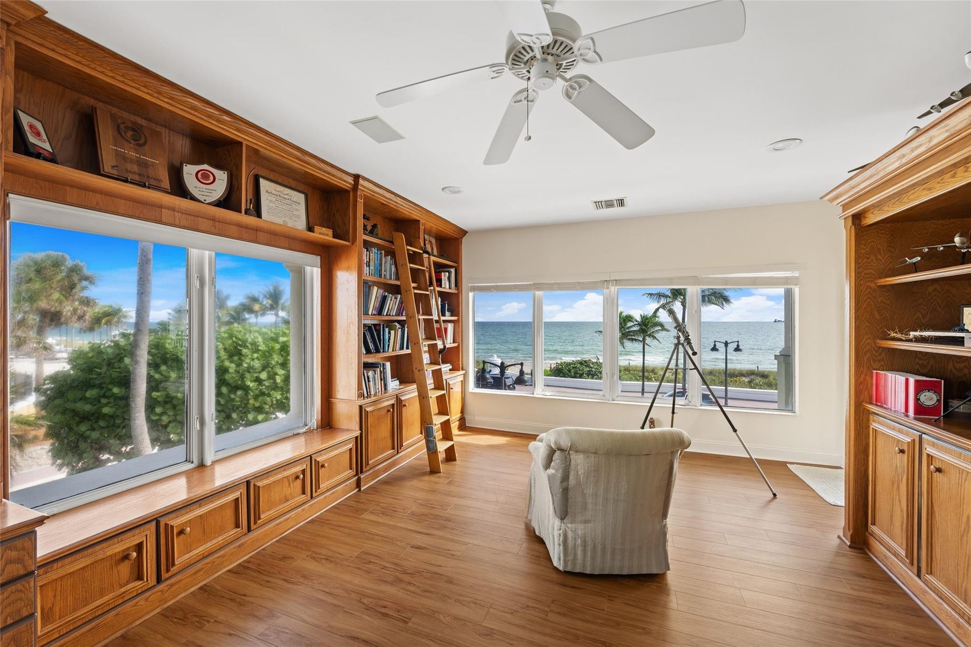 1617 N Fort Laud Bch Boulevard, Fort Lauderdale, FL 33305 Primary Suite