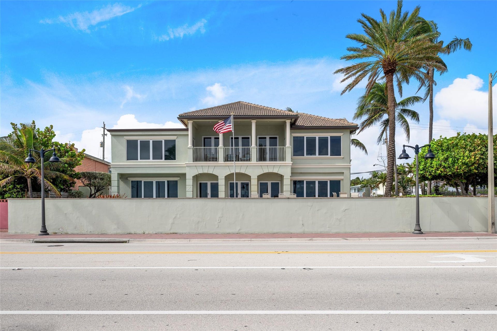 1617 N Fort Laud Bch Boulevard, Fort Lauderdale, FL 33305 Photo 7