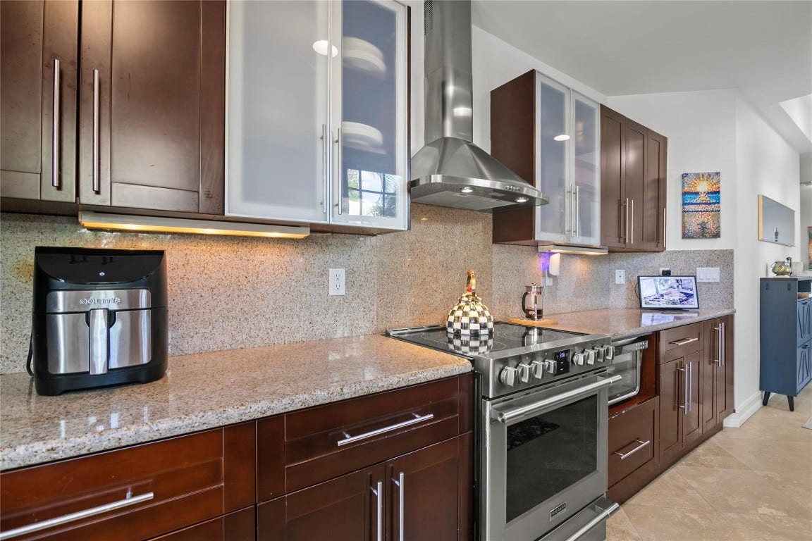 732 NE 15th Avenue, Fort Lauderdale, Fort Lauderdale, FL 33304